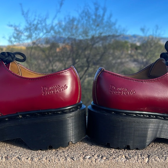 🏴󠁧󠁢󠁥󠁮󠁧󠁿 Vintage MIE Dr. Martens Red Tunnel Eye Platform Oxfords UK 4 - Picture 12 of 17